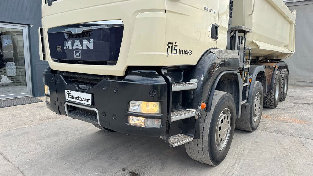 MAN TGS 35.480 8x4 schmitz dumper tipper - Kallurauto: pilt 2 MAN TGS 35.480 8x4 schmitz dumper tipper - Kallurauto: pilt 2