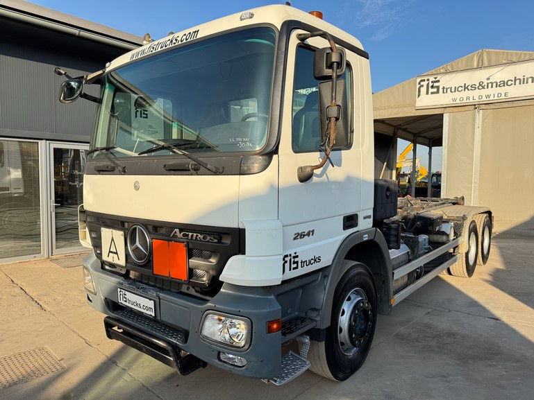 Mercedes-Benz Actros 2641 6x4 hiab abroll tipper - spring complete - Konteinerveduk/ Tõstukiga veoauto: pilt 1 Mercedes-Benz Actros 2641 6x4 hiab abroll tipper - spring complete - Konteinerveduk/ Tõstukiga veoauto: pilt 1