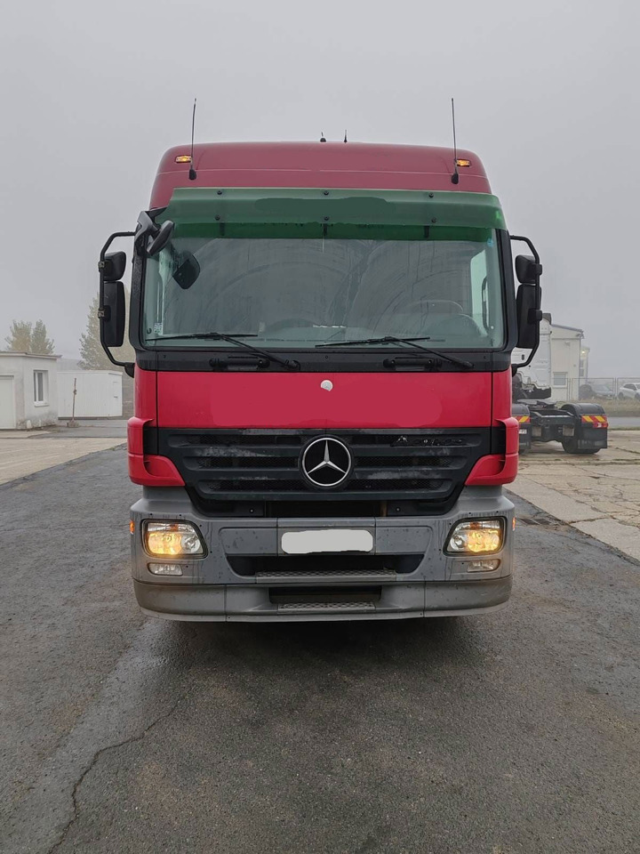 Mercedes-Benz Actros 2644L 6X4 stake body - Palfinger crane PK18500 - Madelveok/ Platvormveok: pilt 3 Mercedes-Benz Actros 2644L 6X4 stake body - Palfinger crane PK18500 - Madelveok/ Platvormveok: pilt 3