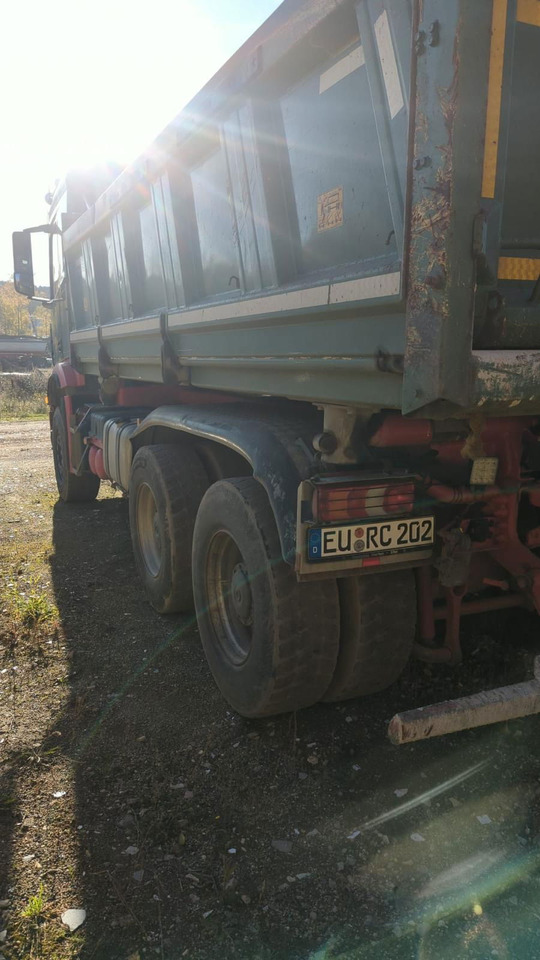 Mercedes-Benz Actros 2651 6X4 meiller bordmatic tipper - Kallurauto: pilt 4 Mercedes-Benz Actros 2651 6X4 meiller bordmatic tipper - Kallurauto: pilt 4