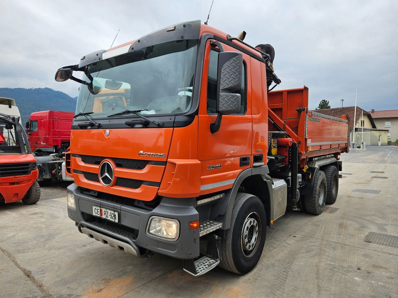 Mercedes-Benz Actros 3346 K palfinger PK 18002 - bordmatic - meiller tipper - EPS 3 pedals - Kallurauto: pilt 1 Mercedes-Benz Actros 3346 K palfinger PK 18002 - bordmatic - meiller tipper - EPS 3 pedals - Kallurauto: pilt 1