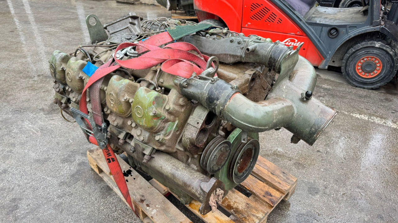 Mercedes-Benz Engine V10 - OM 403.1 - nr.2 - Mootor - Veoauto: pilt 3 Mercedes-Benz Engine V10 - OM 403.1 - nr.2 - Mootor - Veoauto: pilt 3