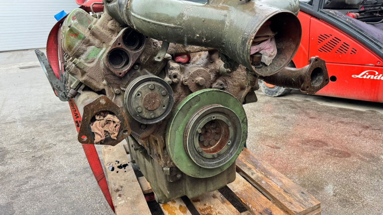 Mercedes-Benz Engine V10 - OM 403.1 - nr.2 - Mootor - Veoauto: pilt 2 Mercedes-Benz Engine V10 - OM 403.1 - nr.2 - Mootor - Veoauto: pilt 2