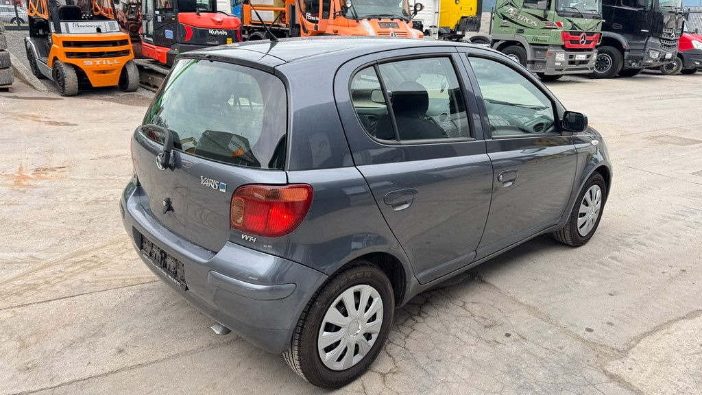 Toyota Yaris 1.3 - Petrol - 5 Doors - AC - Muu seadmestik: pilt 3 Toyota Yaris 1.3 - Petrol - 5 Doors - AC - Muu seadmestik: pilt 3