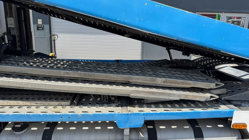 Renault Premium 460 4x2 LKW transporter + rolfo trailer - Treilerveoauto: pilt 4 Renault Premium 460 4x2 LKW transporter + rolfo trailer - Treilerveoauto: pilt 4