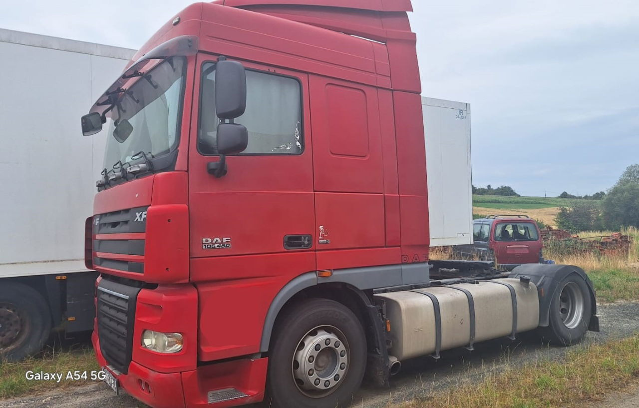 DAF XF 105.460 4x2 tractor unit - tipp. hydr. - Sadulveok: pilt 1 DAF XF 105.460 4x2 tractor unit - tipp. hydr. - Sadulveok: pilt 1