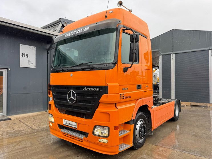 Mercedes-Benz Actros 1844 4x2 - tractor unit - retarder - Sadulveok: pilt 1 Mercedes-Benz Actros 1844 4x2 - tractor unit - retarder - Sadulveok: pilt 1
