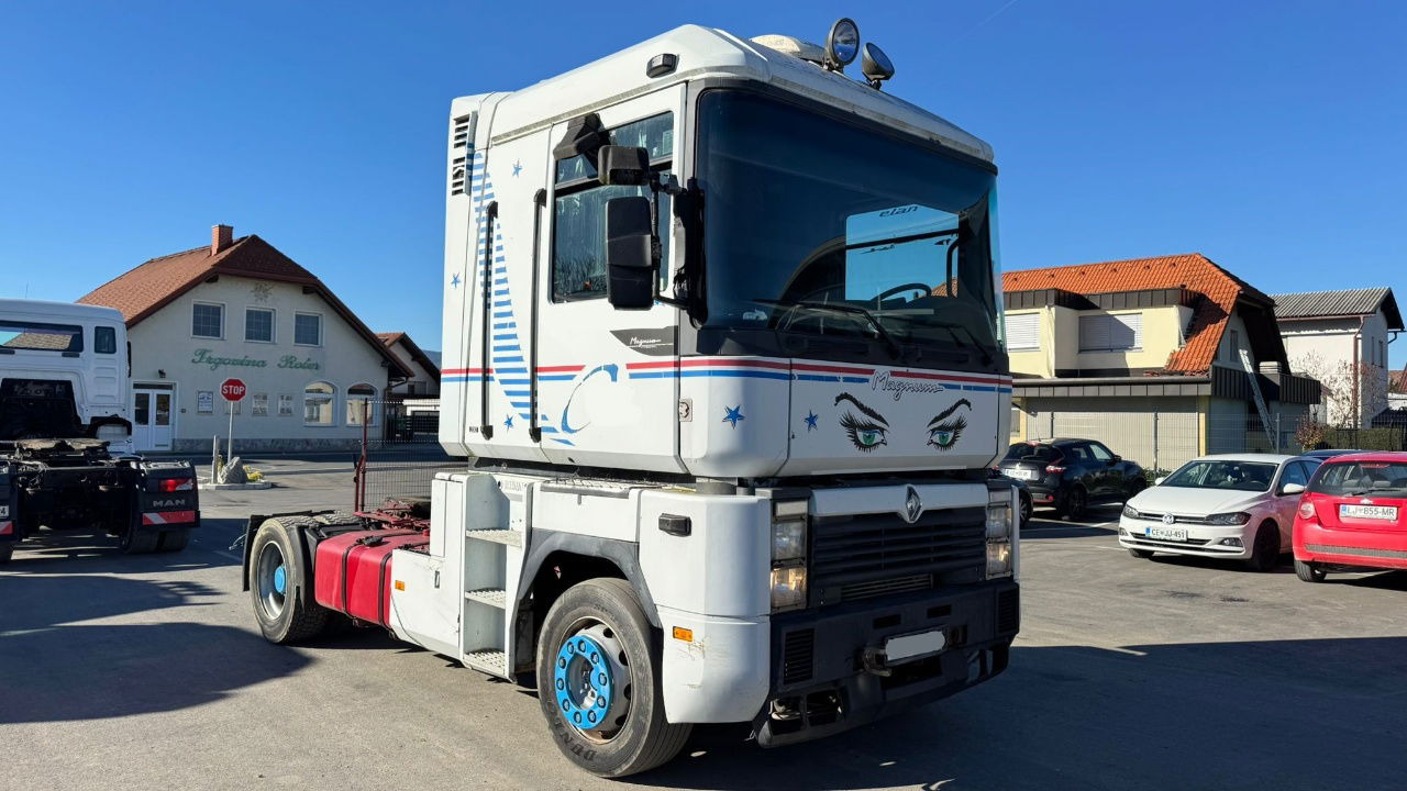 Renault Magnum 390 4X2 tractor unit - Sadulveok: pilt 3 Renault Magnum 390 4X2 tractor unit - Sadulveok: pilt 3