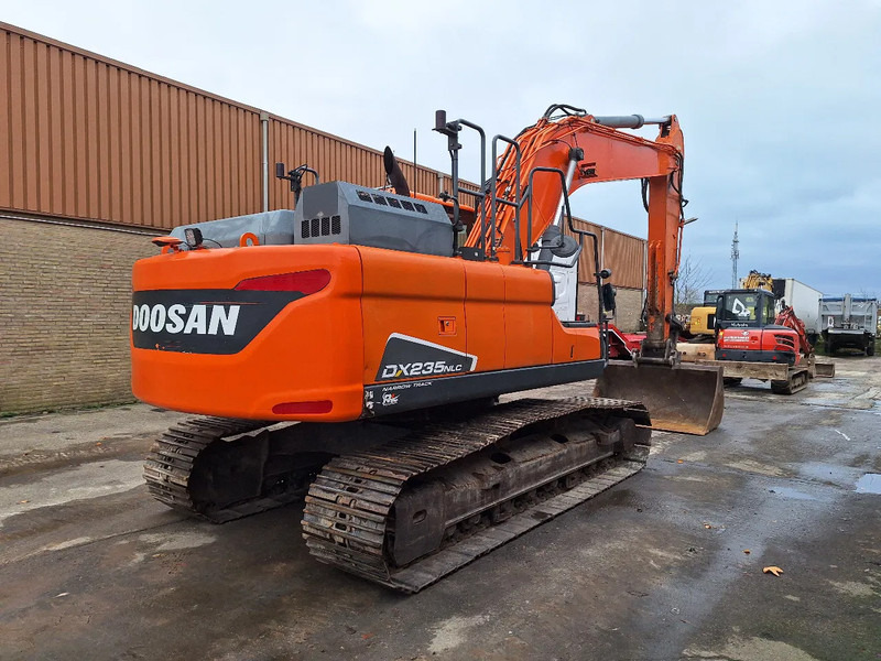 Doosan DX235NLC-5 - Lintekskavaator: pilt 4 Doosan DX235NLC-5 - Lintekskavaator: pilt 4