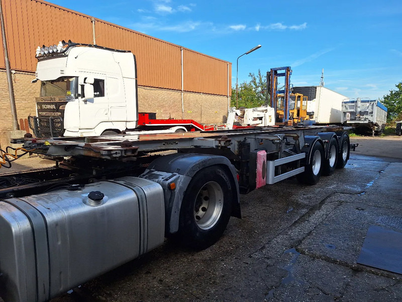 Trailor SYY3ZE - Konteinerveduk/ Tõstukiga poolhaagis: pilt 2 Trailor SYY3ZE - Konteinerveduk/ Tõstukiga poolhaagis: pilt 2