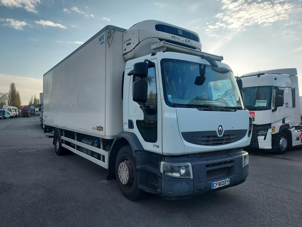 RENAULT Premium 270 - Külmutiga veoauto: pilt 2 RENAULT Premium 270 - Külmutiga veoauto: pilt 2
