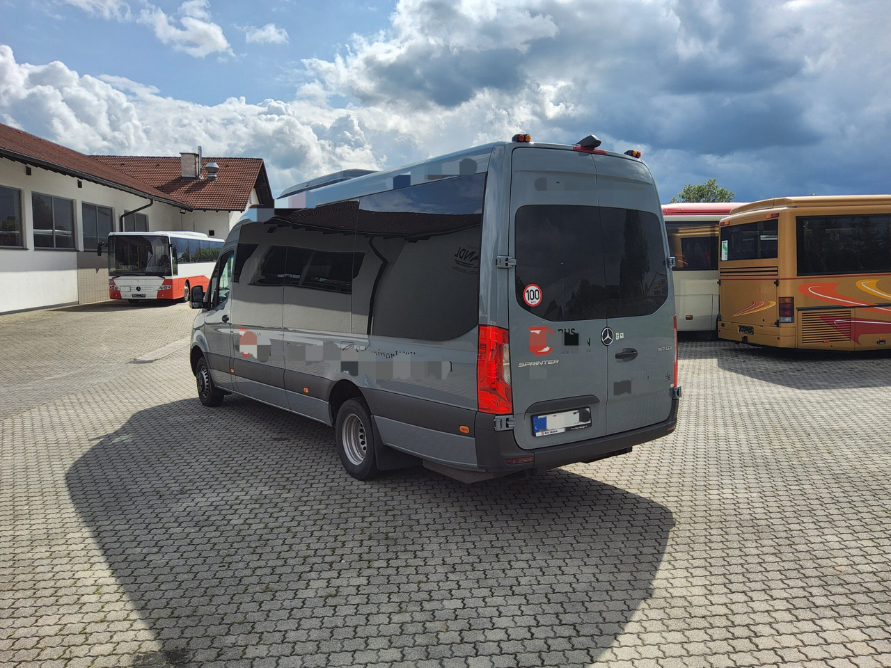 Mercedes Benz 517 cdi BusDesign Comfort 19+1+1 Schlafsitze / USB / Klima / Automatik - Väikebuss, Mikrobuss: pilt 3 Mercedes Benz 517 cdi BusDesign Comfort 19+1+1 Schlafsitze / USB / Klima / Automatik - Väikebuss, Mikrobuss: pilt 3