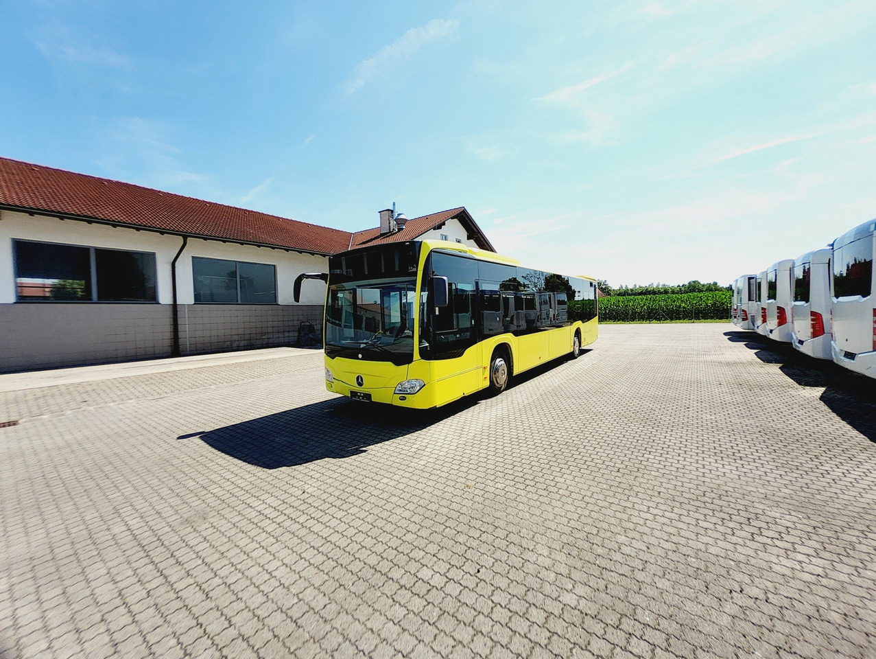 Mercedes Benz O 530 Citaro 354 PS / Klima / Doppelglas / Euro 6 - Linnaliini buss: pilt 2 Mercedes Benz O 530 Citaro 354 PS / Klima / Doppelglas / Euro 6 - Linnaliini buss: pilt 2