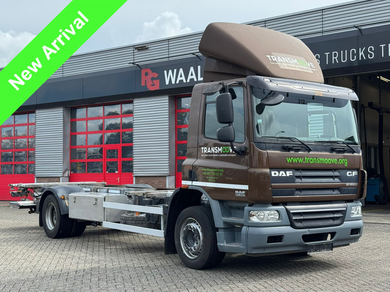DAF CF65 220 - Kabiinišassiiga veoauto: pilt 1 DAF CF65 220 - Kabiinišassiiga veoauto: pilt 1