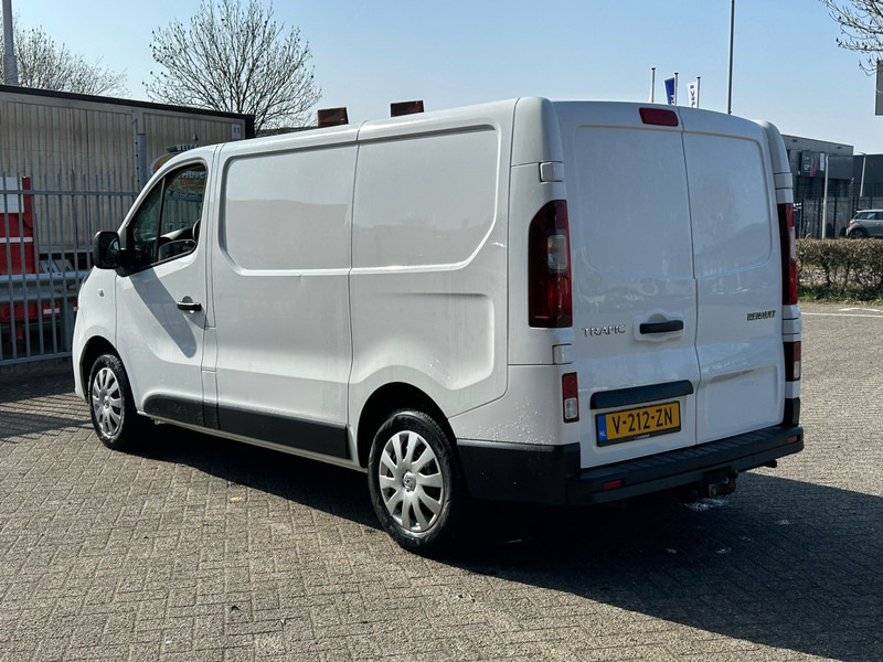 Renault Trafic 1.6 dCi T27 - Väike kaubik: pilt 4 Renault Trafic 1.6 dCi T27 - Väike kaubik: pilt 4