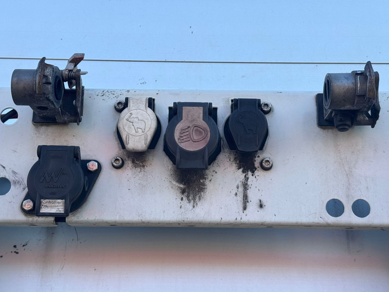 Schmitz Cargobull - Furgoonpoolhaagis: pilt 5 Schmitz Cargobull - Furgoonpoolhaagis: pilt 5