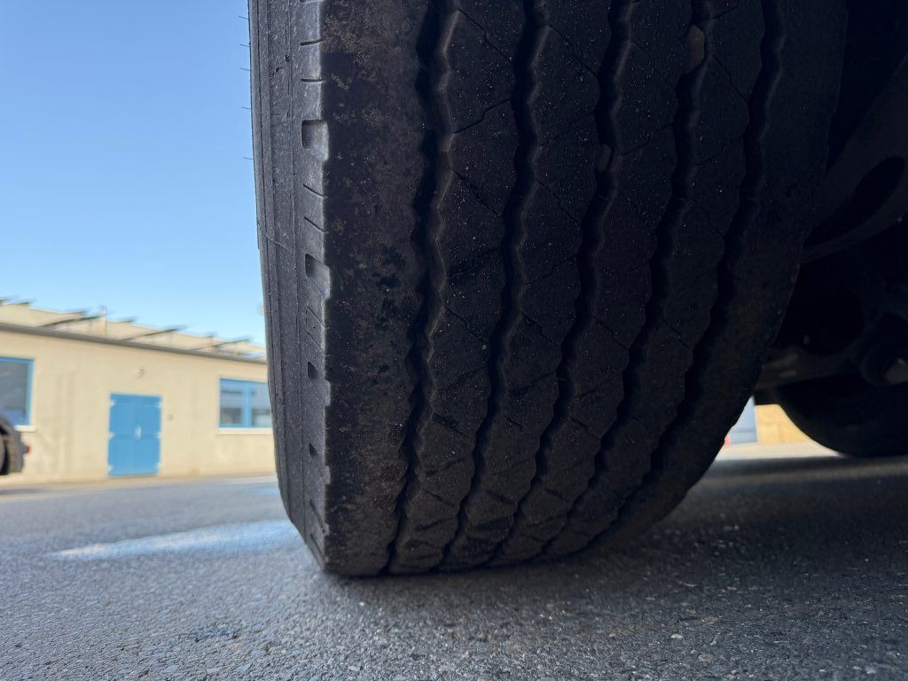 Kõndimisalaga poolhaagised BODEX Walkingfloor: pilt 14