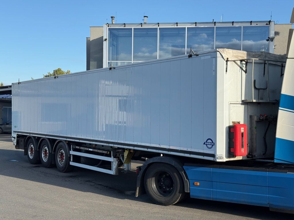 BODEX Walkingfloor - Kõndimisalaga poolhaagised: pilt 1 BODEX Walkingfloor - Kõndimisalaga poolhaagised: pilt 1