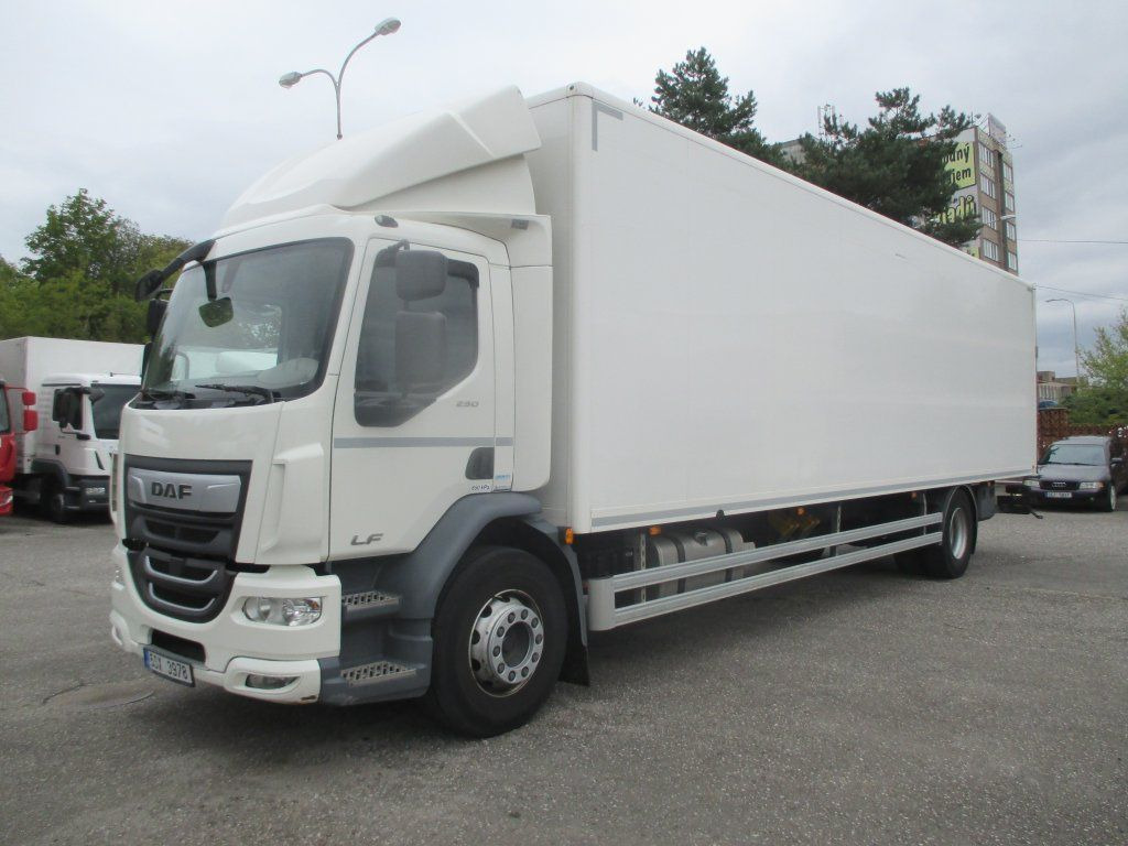DAF 18.290  - Kasti veoauto: pilt 1 DAF 18.290  - Kasti veoauto: pilt 1