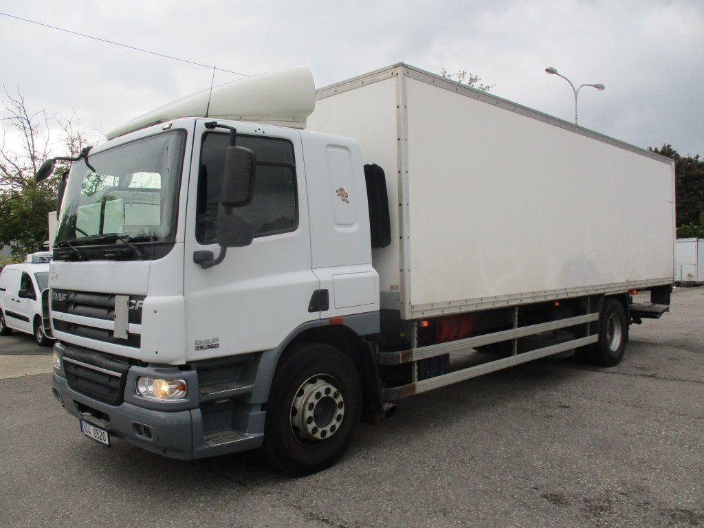 DAF CF 75.310 - Kasti veoauto: pilt 1 DAF CF 75.310 - Kasti veoauto: pilt 1