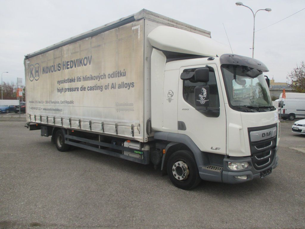 DAF LF 12.260 - Tent veoauto: pilt 2 DAF LF 12.260 - Tent veoauto: pilt 2
