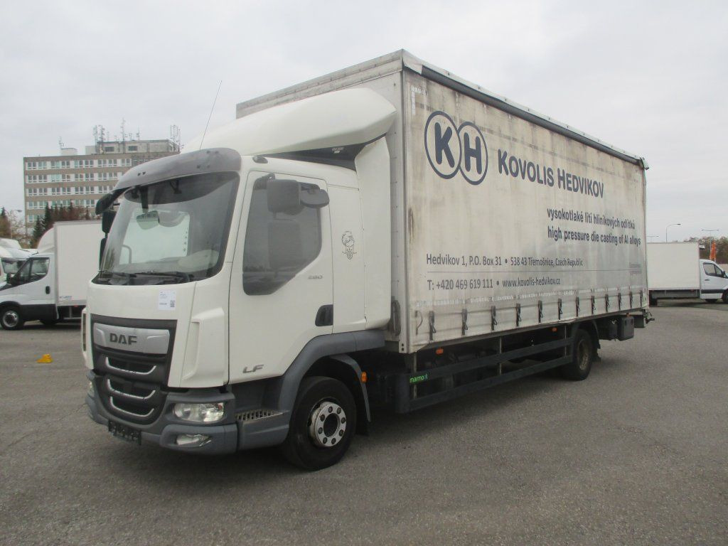 DAF LF 12.260 - Tent veoauto: pilt 1 DAF LF 12.260 - Tent veoauto: pilt 1