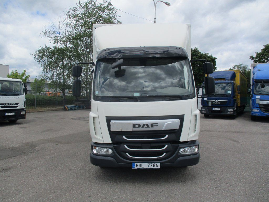 DAF LF 230 Dhollandia 2T - Kasti veoauto: pilt 2 DAF LF 230 Dhollandia 2T - Kasti veoauto: pilt 2