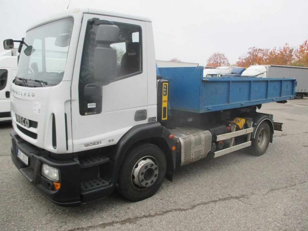 Iveco 120E - Konkstõstukiga veoauto: pilt 1 Iveco 120E - Konkstõstukiga veoauto: pilt 1