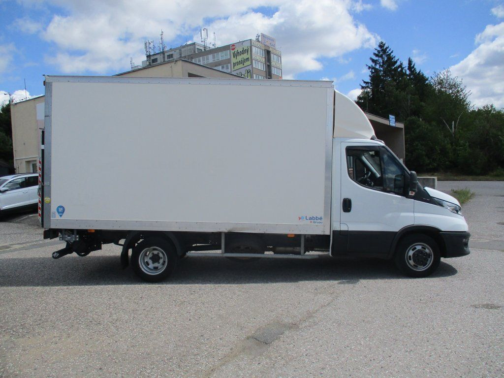 Iveco 35C16 Daily 3,0l - Tarbesõiduk furgoon: pilt 4 Iveco 35C16 Daily 3,0l - Tarbesõiduk furgoon: pilt 4