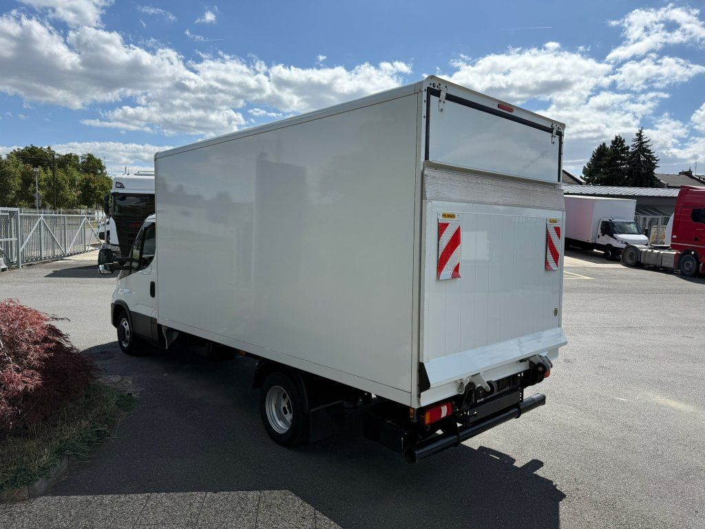 Iveco 35C16 Daily - Tarbesõiduk furgoon: pilt 4 Iveco 35C16 Daily - Tarbesõiduk furgoon: pilt 4