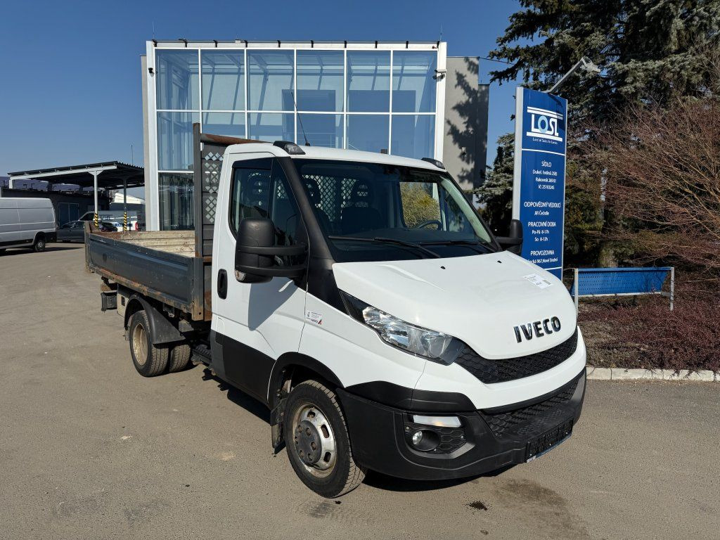 Iveco 35C17 Daily - Tarbesõiduk kallur: pilt 2 Iveco 35C17 Daily - Tarbesõiduk kallur: pilt 2