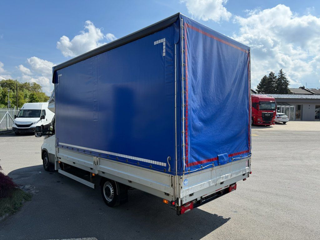 Iveco 35S18 Daily - Tent tarbesõiduk: pilt 5 Iveco 35S18 Daily - Tent tarbesõiduk: pilt 5