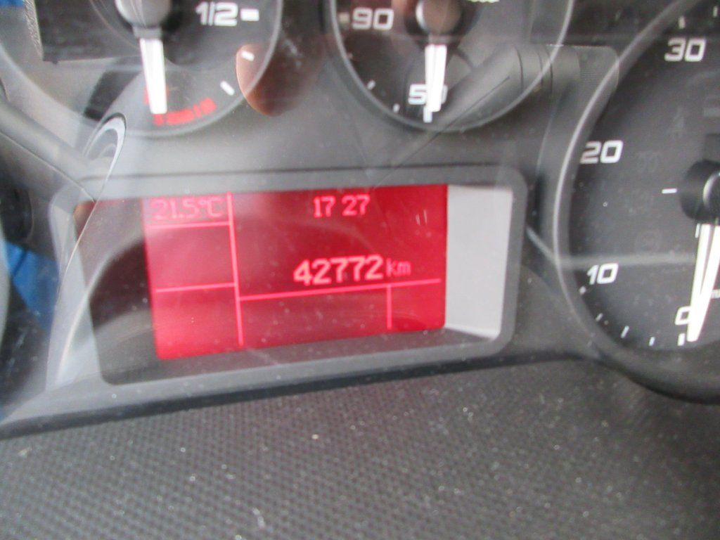 Tarbesõiduk furgoon Iveco Daily 35C16 Iveco Daily 35C16: pilt 14