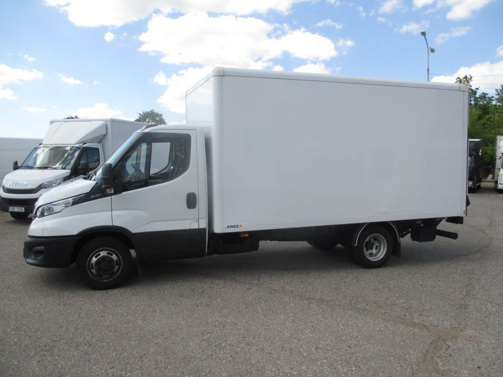 Iveco Daily 35C16 - Tarbesõiduk furgoon: pilt 5 Iveco Daily 35C16 - Tarbesõiduk furgoon: pilt 5