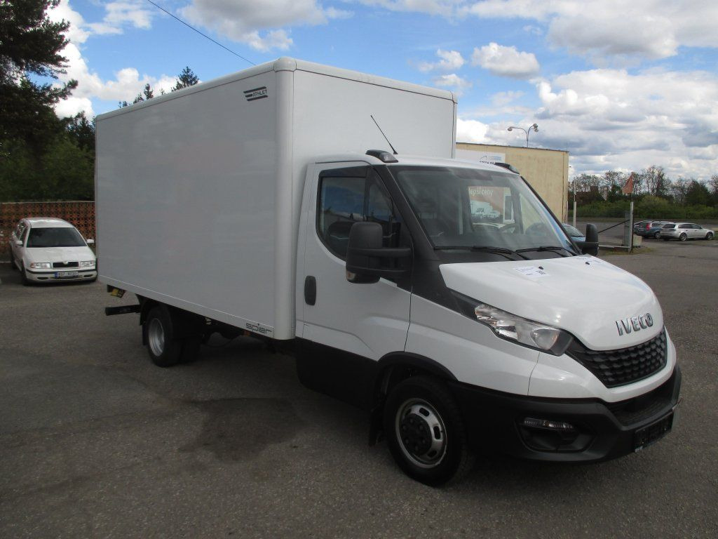 Iveco Daily 35C16 - Tarbesõiduk furgoon: pilt 3 Iveco Daily 35C16 - Tarbesõiduk furgoon: pilt 3