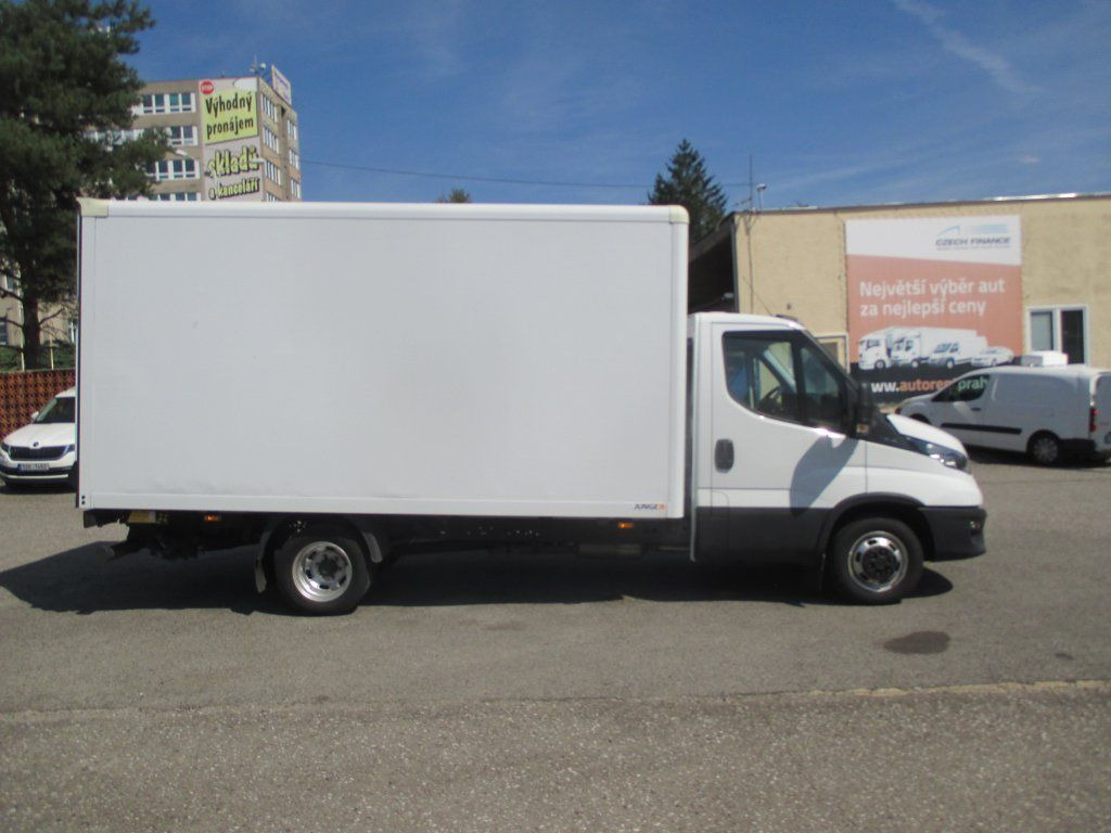 Iveco Daily 35C16 - Tarbesõiduk furgoon: pilt 4 Iveco Daily 35C16 - Tarbesõiduk furgoon: pilt 4