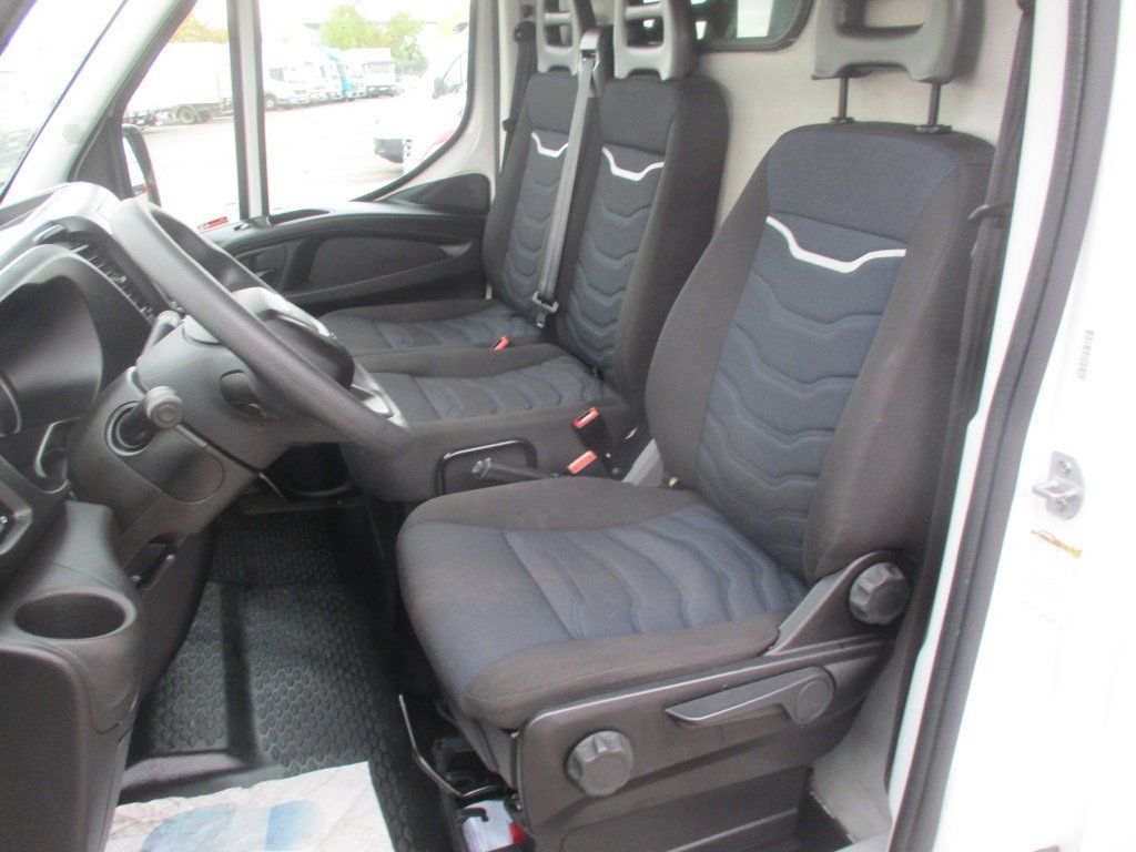 Kaubik Iveco Daily 35S16: pilt 14
