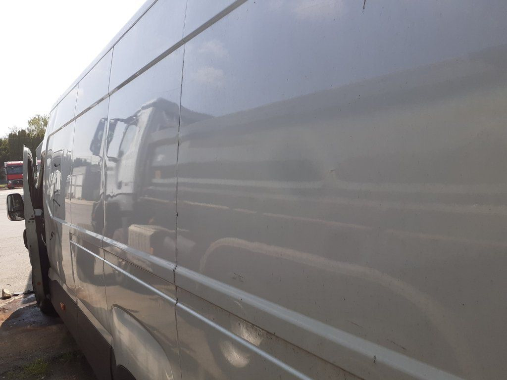 Iveco Daily 35S16 maxi Damaged liising Iveco Daily 35S16 maxi Damaged: pilt 14