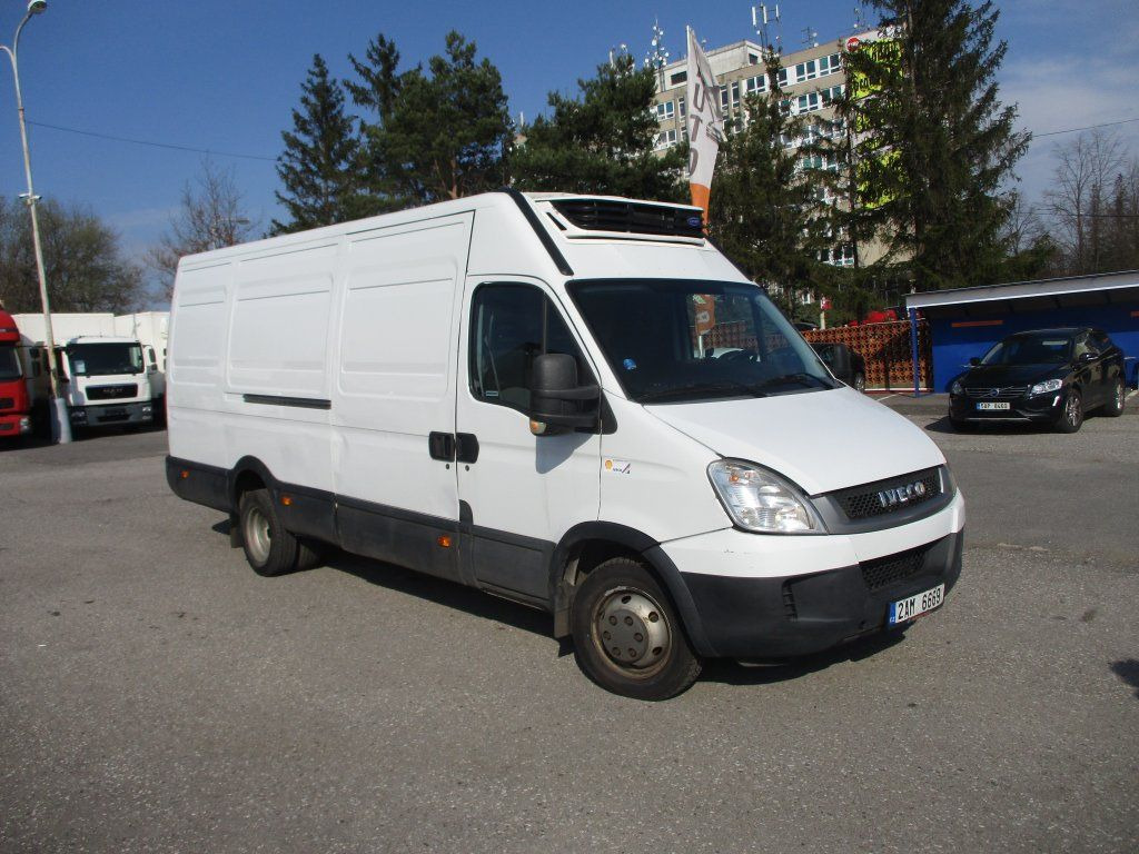 Iveco Daily 50C15 Carrier 350 - Tarbesõiduk külmik: pilt 1 Iveco Daily 50C15 Carrier 350 - Tarbesõiduk külmik: pilt 1