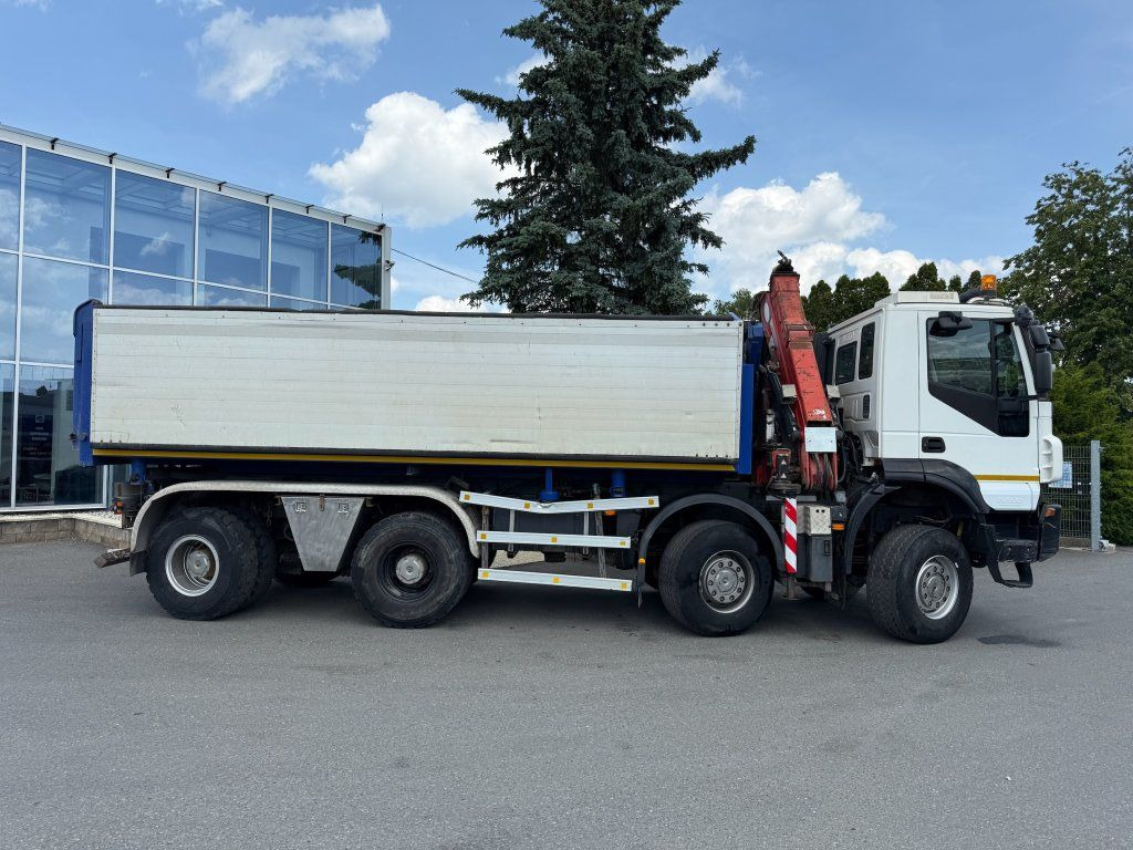 Iveco Trakker AD410 T45 8x8 + HMF 1643 Z2 - Kallurauto: pilt 3 Iveco Trakker AD410 T45 8x8 + HMF 1643 Z2 - Kallurauto: pilt 3