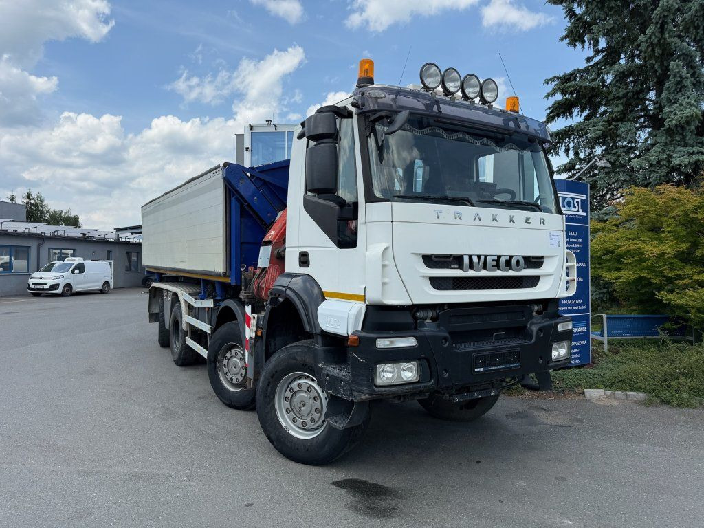Iveco Trakker AD410 T45 8x8 + HMF 1643 Z2 - Kallurauto: pilt 2 Iveco Trakker AD410 T45 8x8 + HMF 1643 Z2 - Kallurauto: pilt 2