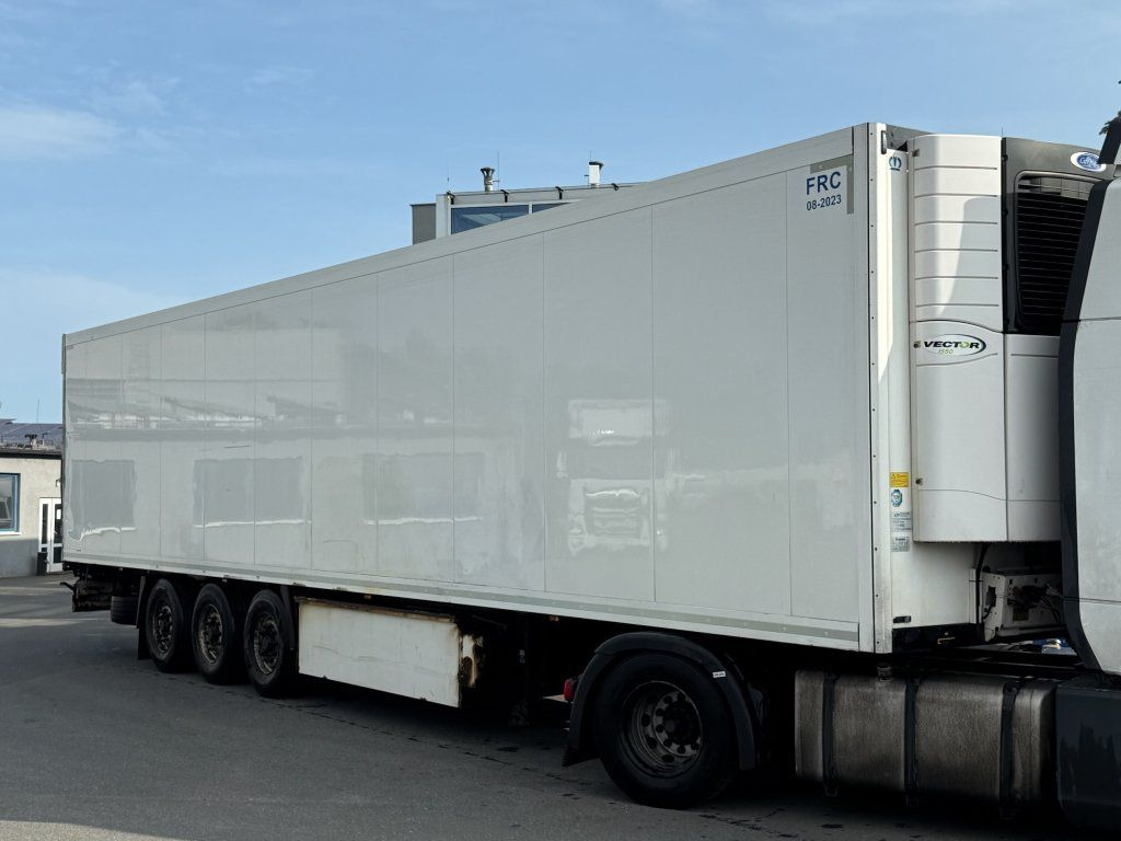 Lamberet Carrier Vectro 1550 DoppelStock - Furgoonpoolhaagis: pilt 1 Lamberet Carrier Vectro 1550 DoppelStock - Furgoonpoolhaagis: pilt 1