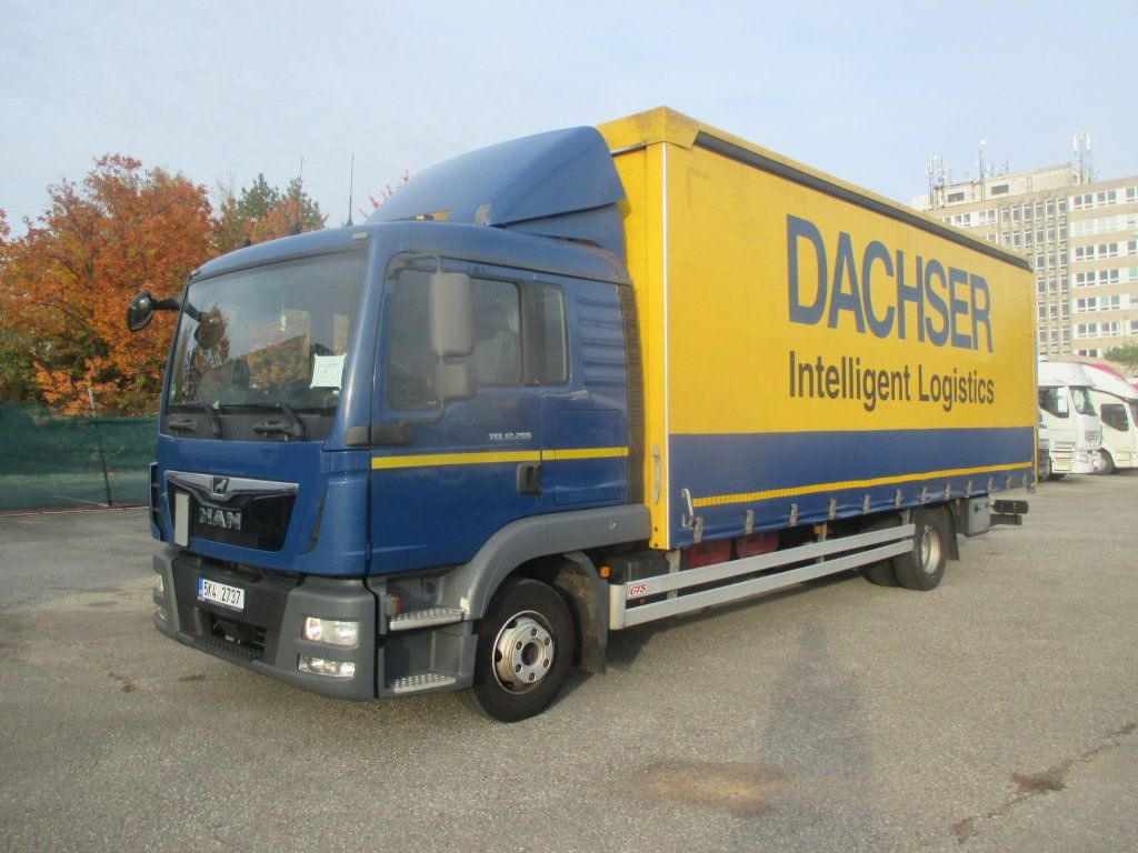 MAN TGL 12.250 - Tent veoauto: pilt 1 MAN TGL 12.250 - Tent veoauto: pilt 1