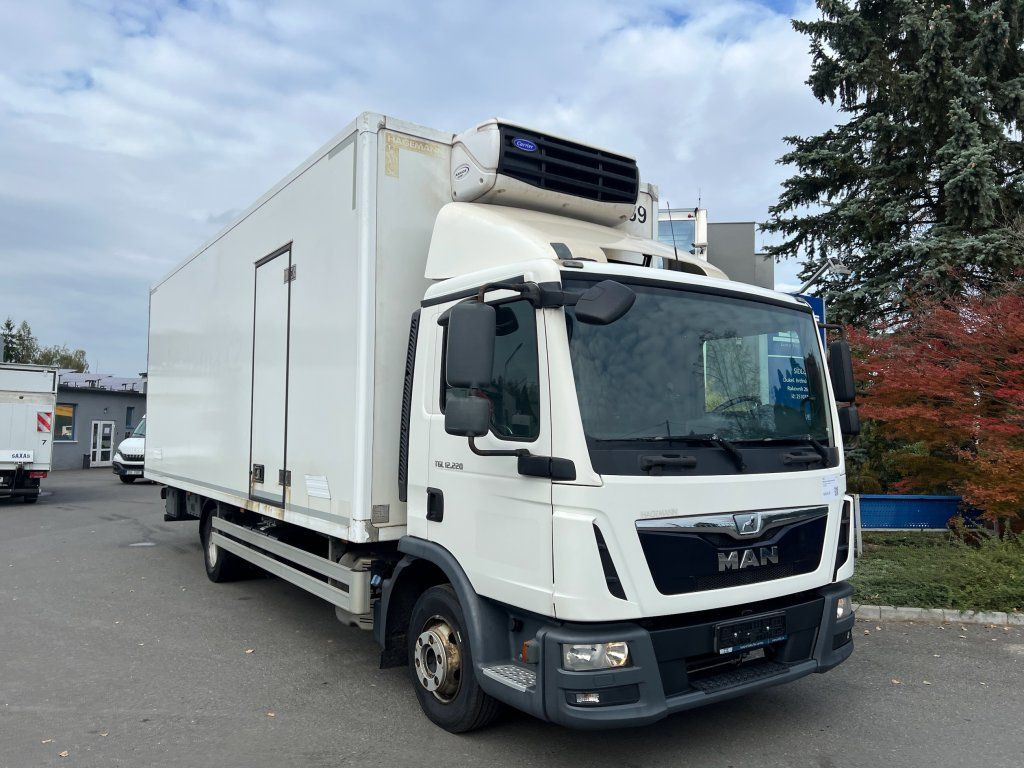 MAN TGL12.220 EURO 6 Carrier Xarios 600 - Külmutiga veoauto: pilt 2 MAN TGL12.220 EURO 6 Carrier Xarios 600 - Külmutiga veoauto: pilt 2