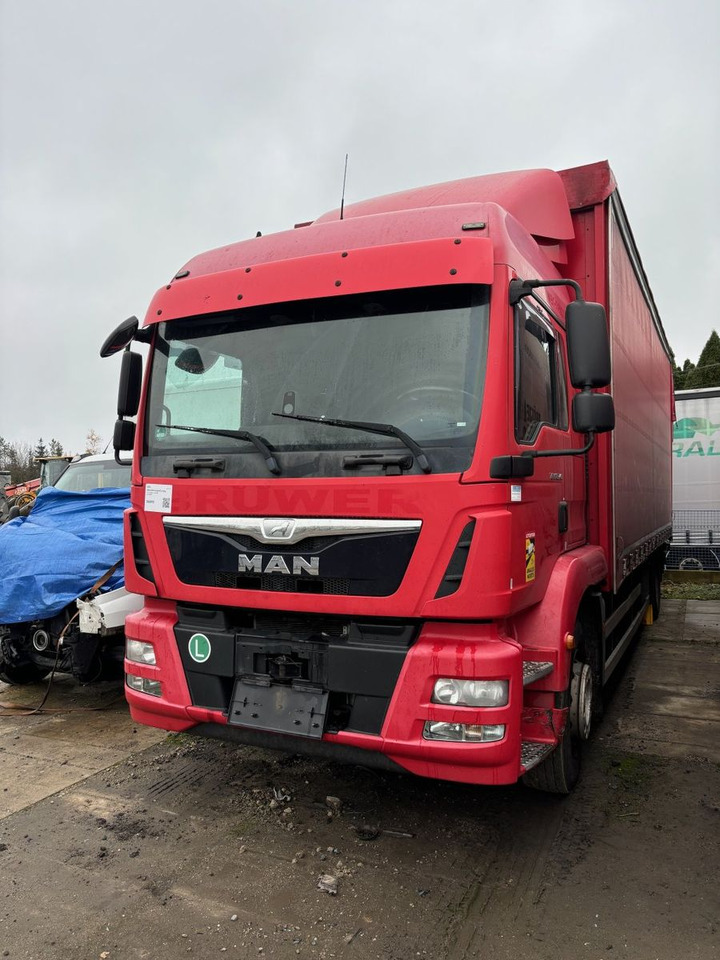 MAN TGM18.340 EURO 6 UNANGETRIEBEN - Tent veoauto: pilt 1 MAN TGM18.340 EURO 6 UNANGETRIEBEN - Tent veoauto: pilt 1