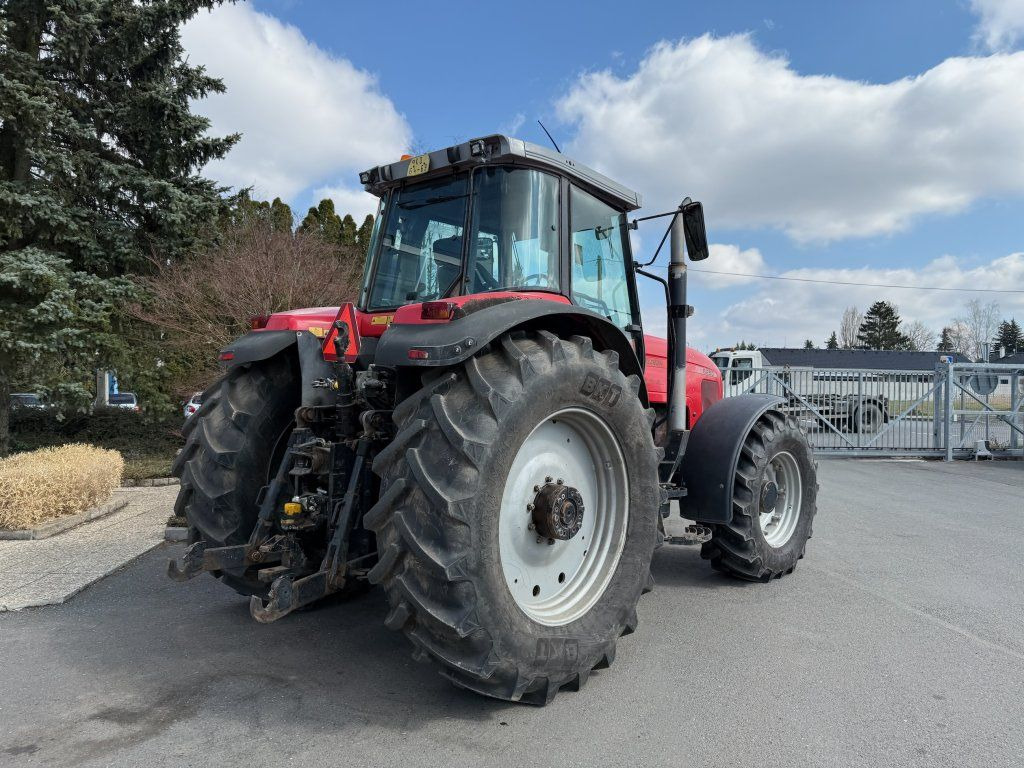 Massey Ferguson MF8260 - Traktor: pilt 4 Massey Ferguson MF8260 - Traktor: pilt 4