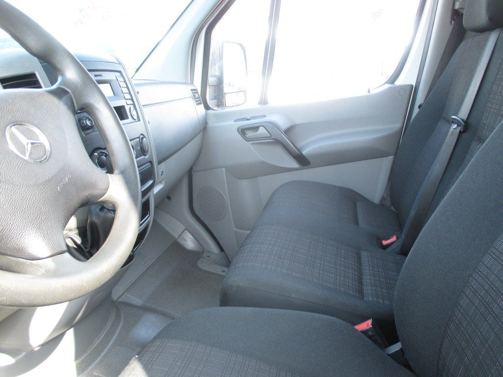 Mercedes-Benz Sprinter 514 CDi - Tarbesõiduk külmik: pilt 5 Mercedes-Benz Sprinter 514 CDi - Tarbesõiduk külmik: pilt 5