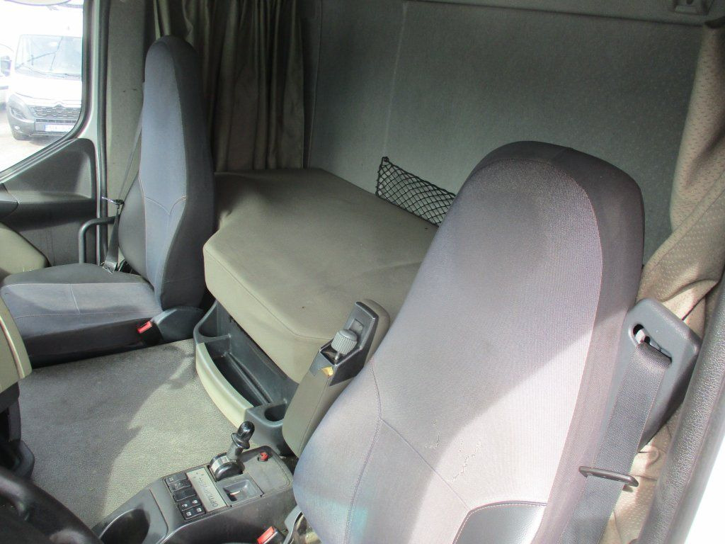 Renault Premium 460 - Külmutiga veoauto: pilt 5 Renault Premium 460 - Külmutiga veoauto: pilt 5