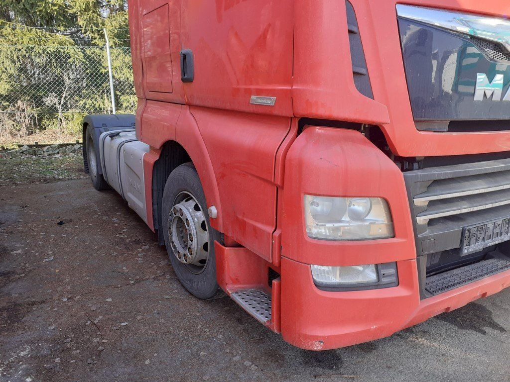 MAN TGX18.460 XLX Motorschaden/engine damage - Sadulveok: pilt 5 MAN TGX18.460 XLX Motorschaden/engine damage - Sadulveok: pilt 5