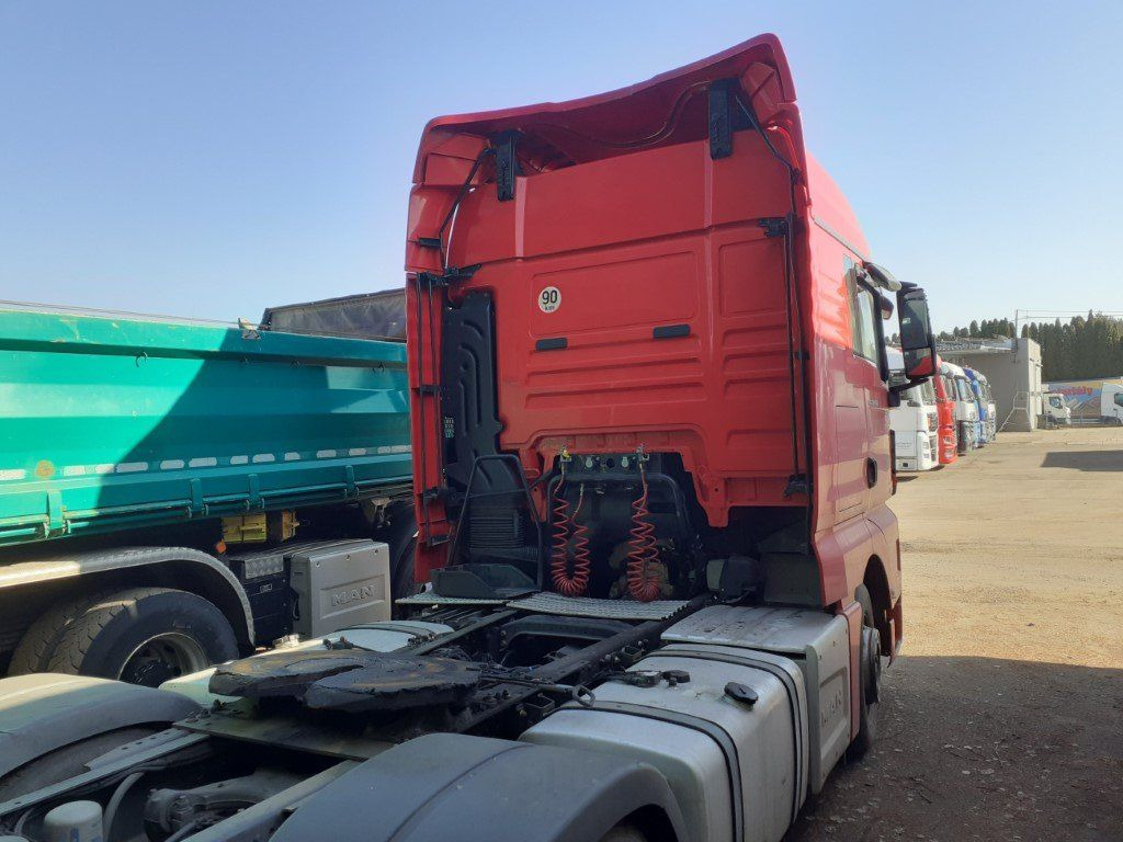 MAN TGX18.460 XLX Motorschaden/engine damage - Sadulveok: pilt 4 MAN TGX18.460 XLX Motorschaden/engine damage - Sadulveok: pilt 4